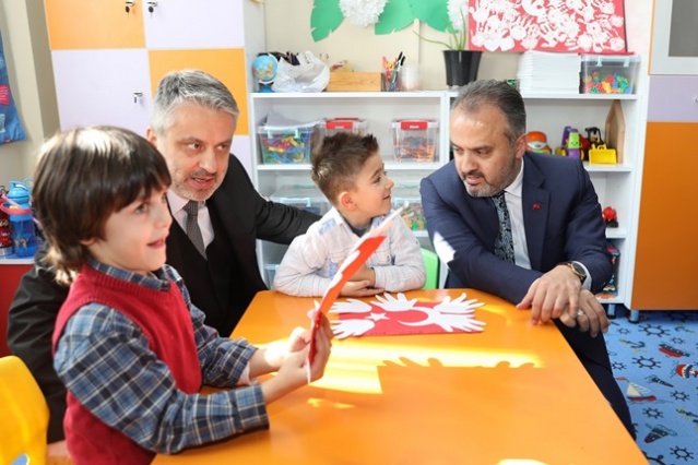 Gelecek ‘Ana Kucağı’nda şekilleniyor