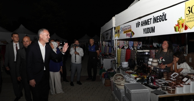 İnegöl'de 3 gün 3 gece sürecek hanımeli alışveriş şenliği başladı