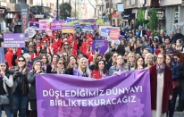 Kadınlar, düşledikleri dünyayı birlikte kurmak için yürüdü