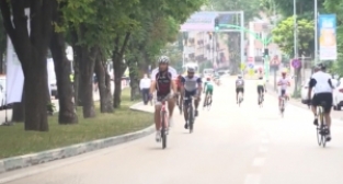 Pedallar zirve için döndü