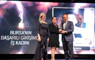 Başarılı iş kadınları ödüllendirildi