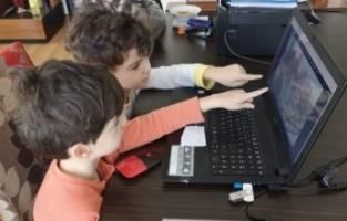 Hayvanat bahçesine online ziyaret