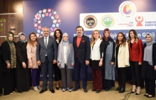 Kadının elinin değmediği ekonomi büyüyemez