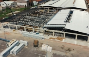 Dev tesiste hareketli günler