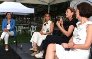 Kadınlar Osmangazi’de hem eğlendi hem de öğrendi