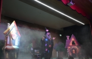 Osmangazi Gösteri Merkezi’nde ilk oyun sahnelendi