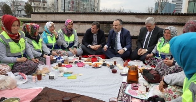 Büyükşehirde gün, kadınların