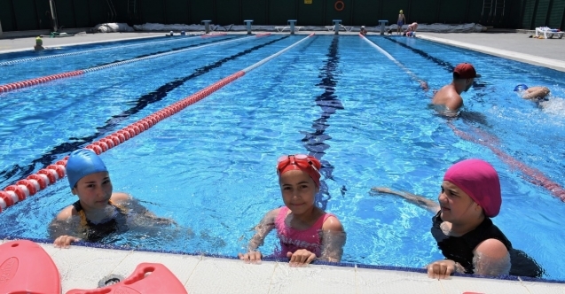 Çocuklar yaz tatilini Osmangazi’de değerlendiriyor